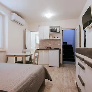 Ema House Apartamento Zadar